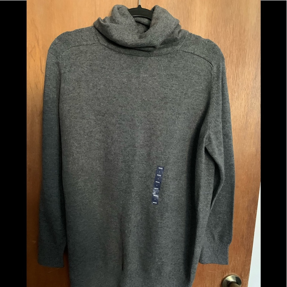 Landsend gray turtleneck sweater